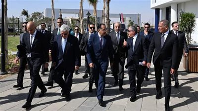 رئيس الوزراء يشهد افتتاح 