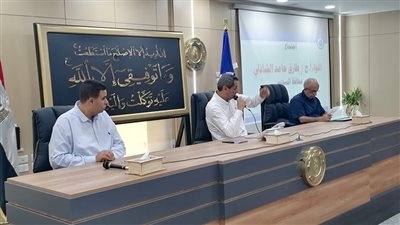 محافظ السويس يشدد على دفع عجلة العمل في ملفات التصالح في البناء