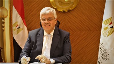وزير التعليم العالي يصدر قرارًا ببدء الدراسة بكليات جديدة بجامعة اللوتس