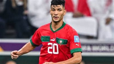 «مش مشكلتي».. طبيب الأهلي يتبرأ من أشرف داري