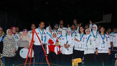 وسط أجواء الرعب والمغامرة.. آداب عين شمس تبهر الحضور وتبدع في سمرها الكشفي 