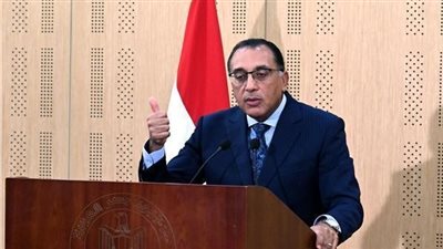 رئيس الوزراء يشهد حفل تخريج الدفعة الأولى من طلاب الجامعات الأهلية الجديدة