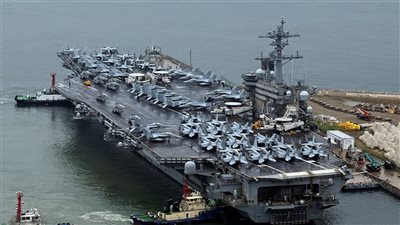 البنتاجون: مغادرة حاملة الطائرات روزفلت للشرق الأوسط لا تعنى زوال تهديد إيران