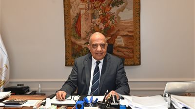 وزير الكهرباء يستعرض مستجدات تنفيذ خطة عمل شركات توزيع الكهرباء لخفض الفقد ومنع سرقة التيار 