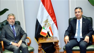 وزير التموين والتجارة الداخلية يستقبل سفير إيطاليا لبحث مجالات وسُبل التعاون المشتركة.