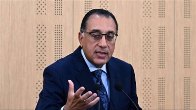 رئيس الوزراء يفتتح مصنع 