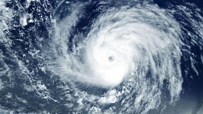 سلطات اليابان تحذر المواطنين من إعصار 