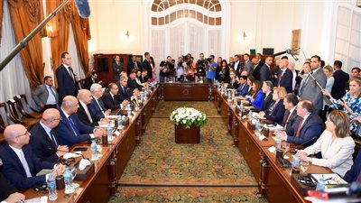 وزير الخارجية يستقبل وزير الخارجية الأمريكي ويعلنان عن إطلاق جولة جديدة من الحوار الاستراتيجي بين البلدين