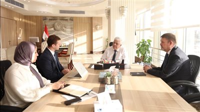وزير التعليم العالي يستقبل وفدًا من مؤسسة التايمز البريطانية لبحث تصنيفات الجامعات المصرية