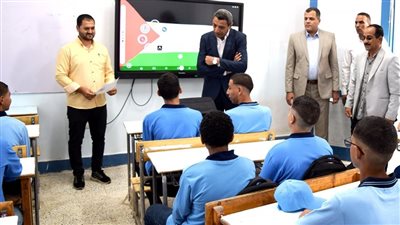محافظ السويس يؤكد على إنتظام الدراسة بـ 499 مدرسة على مستوى المحافظة
