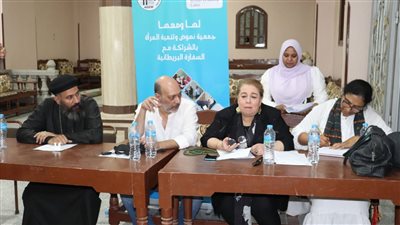 لقاءات مجتمعية ضمن مشروع لها ومعها التوعوي (صور)