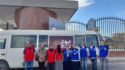 وكيل صحة السويس يتفقد خدمات القافلة العلاجية بالمتحف القومي