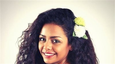 حروق في الوجه.. أسماء أبو اليزيد تكشف تطورات حالتها الصحية