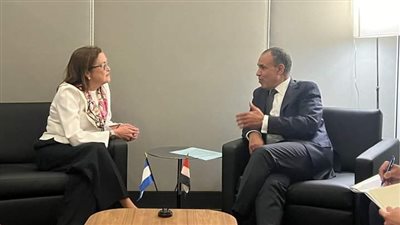 وزير الخارجية والهجرة وشئون المصريين بالخارج يلتقي مع نظيرته السلفادورية