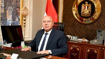 زيارة هامة من وزير الصناعة لمحافظة قنا.. تفاصيل