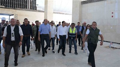 رئيس الوزراء يتفقد أعمال تطوير مطار سانت كاترين الدوليّ ويتابع أعمال تطوير طريق المطار / كمين النبي صالح