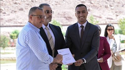 رئيس الوزراء يشهد احتفالية تسليم جائزة التميز العالمية 