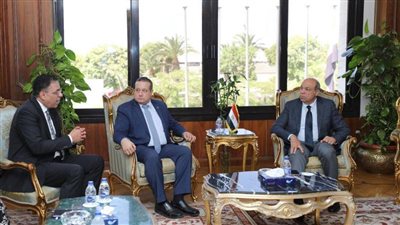 وزير الطيران يستقبل رئيس الهيئة القومية لضمان جودة التعليم والاعتماد لبحث آفاق التعاون المشترك