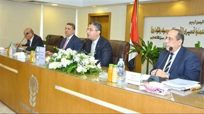 وزير التموين يترأس اجتماع مجلس إدارة 