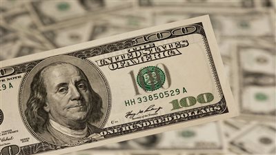 زاد 13 قرش.. صدمة بشأن سعر الدولار أمام الجنيه بالبنك المركزي 