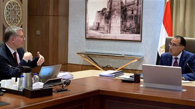 رئيس الوزراء يتابع مع وزير البترول سداد مستحقات الشركاء الأجانب.. ونتائج الحزمة التحفيزية للبحث والاستكشاف