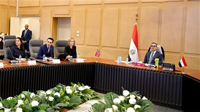 وزير الاستثمار والتجارة الخارجية يستقبل سفيرة النرويج بالقاهرة ووفد شركة سكاتك للطاقة المتجددة