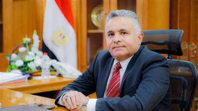 حنيجل يهنئ كلية الإعلام بالسويس بمناسبة فوز فيلم 