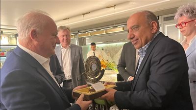 عصمت يلتقي مسئولي المؤسسة الحكومية الروسية للطاقة الذرية وشركة روسآتوم لبحث قضايا العمل المشترك