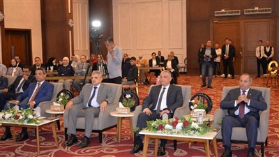 محافظ السويس يشارك  في مؤتمر تكريم الفائزين في المبادرة الوطنية بالإسماعيلية