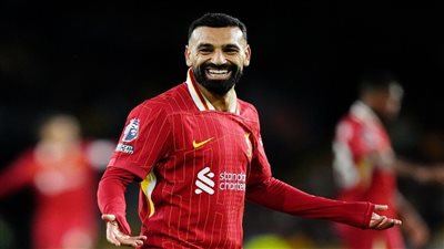 هل ينتقل فينيسيوس إلى الأهلي وصلاح إلى الاتحاد؟