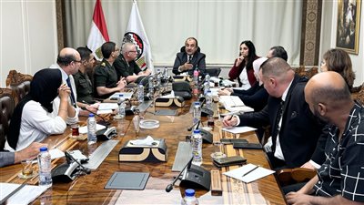 وزير قطاع الأعمال يتابع مستجدات تنفيذ مشروع تطوير شركة مصر للغزل والنسيج وصباغي البيضا بكفر الدوار