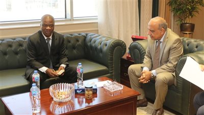 وزير الكهرباء يستقبل سفير كوت ديفوار بالقاهرة لبحث سبل دعم وتعزيز التعاون فى مجالات الطاقة