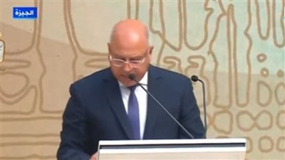 كامل الوزير: نستهدف نقل 2 مليون راكب يوميا بالسكة الحديد فى 2030