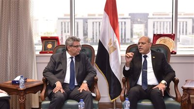 وزير العمل يلتقي السفير المصري الجديد لدى ألمانيا