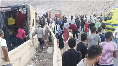 10 قتلى و12 مصابًا في 3 حوادث مرورية بالمنيا
