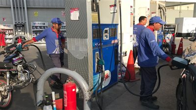 تثبيت 6 أشهر.. قرار هام من الحكومة بشأن أسعار الوقود