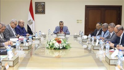 وزير الدولة للإنتاج الحربي يشدد على ضرورة إنهاء المشروعات المتعاقد عليها في التوقيتات المحددة 