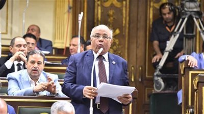 رئيس إسكان النواب يسأل الحكومة: 