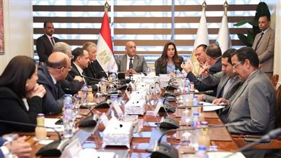 وزيرة التنمية المحلية ورئيس جهاز تنمية المشروعات الصغيرة يوقعان بروتوكول تعاون للتنسيق في توجيه أوجه الدعم لقطاع المشروعات الصغيرة