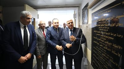 وزير التعليم العالي يفتتح عددًا من المشروعات التعليمية والصحية بجامعة الإسكندرية 
