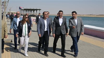 رئيس الوزراء يختتم جولته بالسويس بافتتاح 