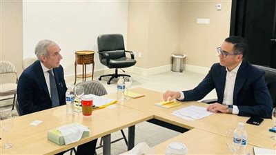 وزير الاستثمار والتجارة الخارجية يلتقي نائب رئيس شركة Koch Inc لبحث مشروعاتها الحالية واستثماراتها المستقبلية في مصر.