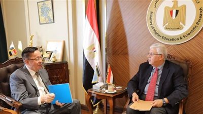 وزير التعليم العالي يبحث دعم التعاون المُشترك مع كازاخستان في مجالات التعليم العالي والبحث العلمي