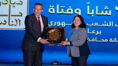 نائبة وزيرة التضامن تشهد احتفالية حزب الشعب الجمهوري بالفيوم بزفاف وتجهيز 60 شاباً وفتاة من الأيتام والأسر الأولى بالرعاية من أبناء المحافظة