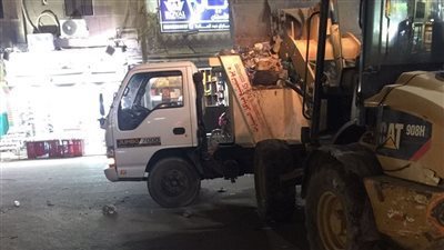 محافظ الشرقية يوجه بمتابعة أعمال تطهير بالوعات صرف مياه الأمطار