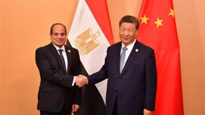الرئيس السيسي يلتقي نظيره الصيني على هامش قمة تجمع الـ 