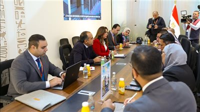 وزيرة التنمية المحلية تبحث مع وزير الإسكان والحكم المحلي الماليزي مجالات التعاون المشترك بين الجانبين