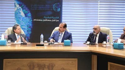 الدكتور عمرو قنديل يبحث مع نائب وزير صحة دولة بنما التعاون المشترك في القطاع الصحي