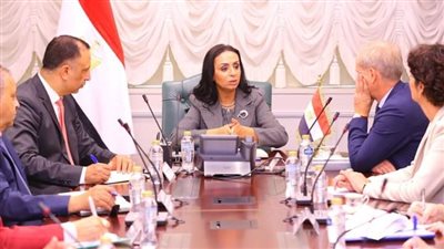 وزيرة التضامن الاجتماعي تلتقي الممثل الخاص للاتحاد الأوروبي لحقوق الإنسان