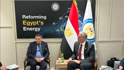 وزير البترول يعقد جلسة مباحثات مع لورينزو سيمونيلي الرئيس التنفيذي لشركة بيكر هيوز العالمية